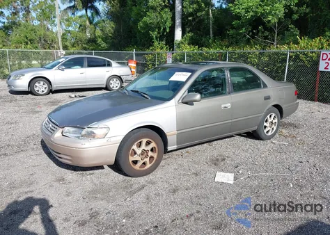 1999 Toyota Camry Le V6 from USA, damaged, VIN 4T1BF28K3XU083415
